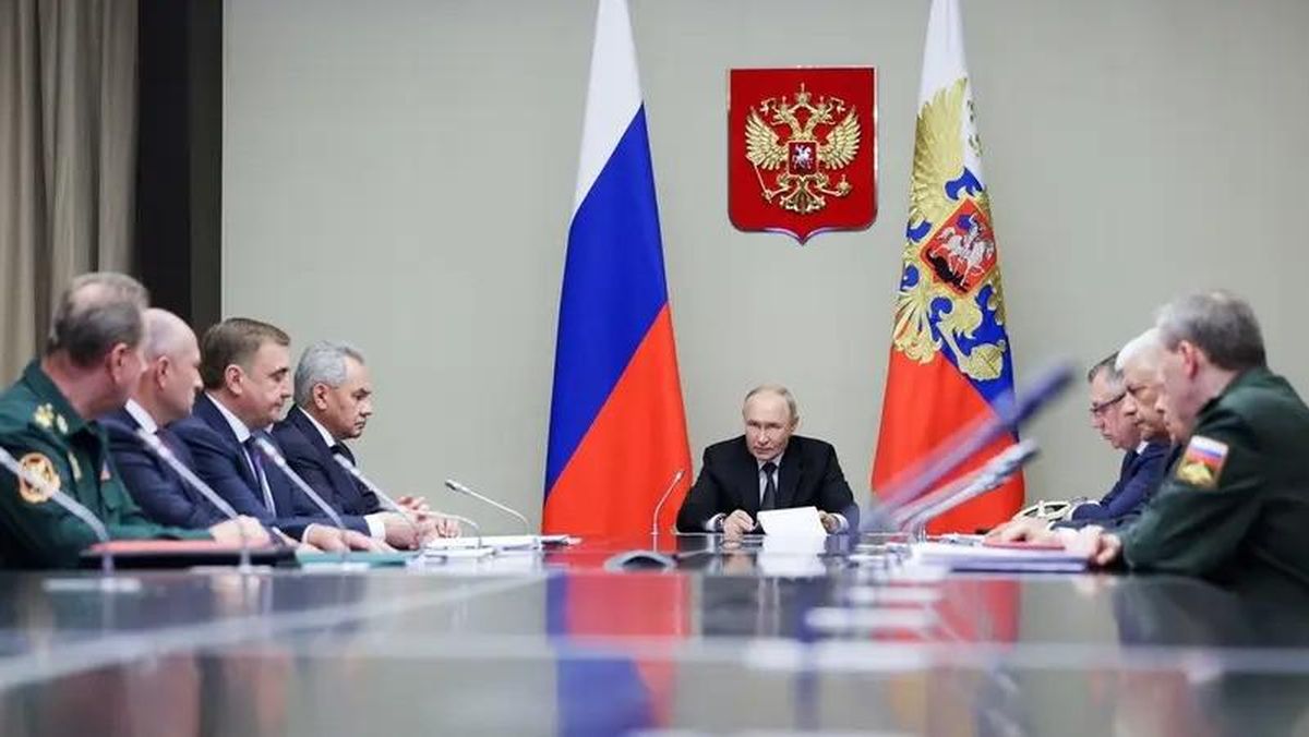 Putin Perintahkan Zona Penyangga Militer di Ukraina
