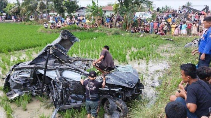 Pasutri Tewas Usai Mobil Dihantam Kereta di Deliserdang